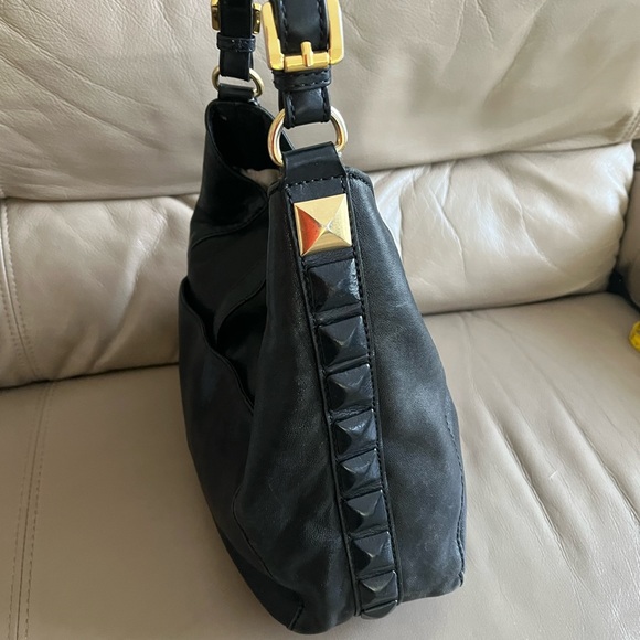 Authentic Micheal Kors Purse! - Picture 8 of 16